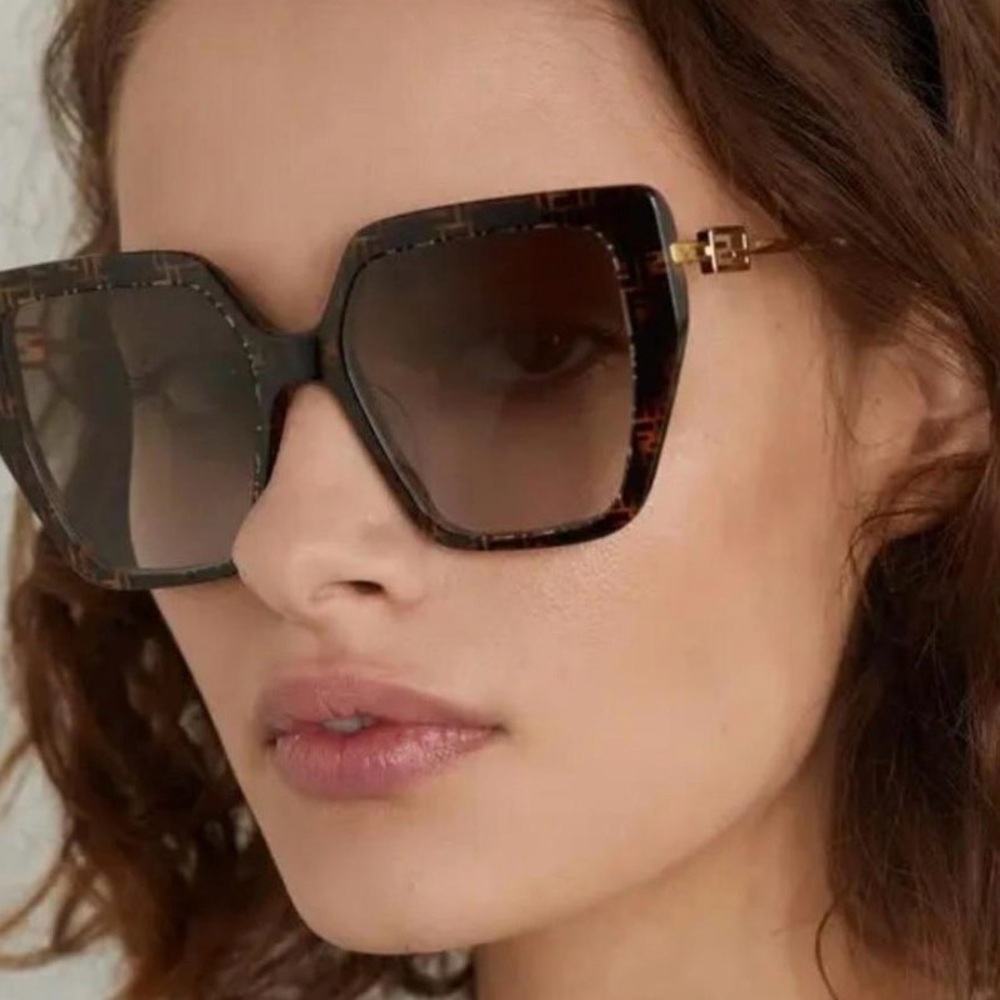 • Fendi Brown Gradient Cat Eye with red lense Sunglasses • FREE SHIPPING - Picture 2 of 12